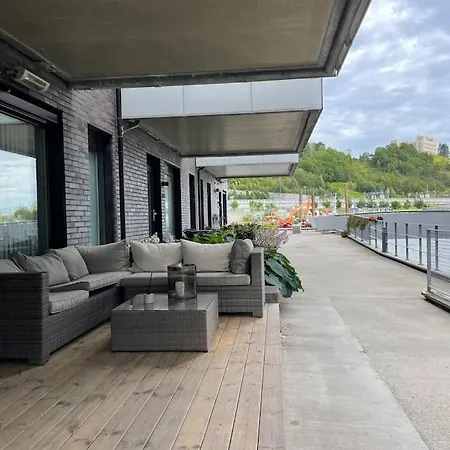 Oceanfront - - Private Patio * Oslo