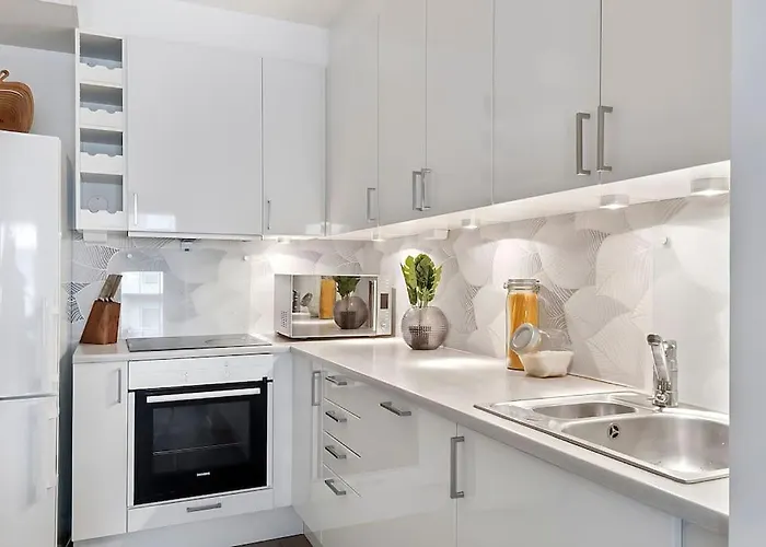 Oceanfront - - Private Patio *